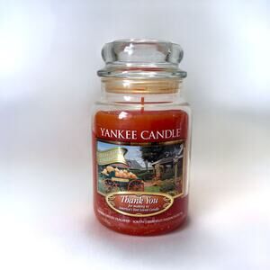 Yankee Candle Collector's Edition Thank You Autumn Leaves 22oz